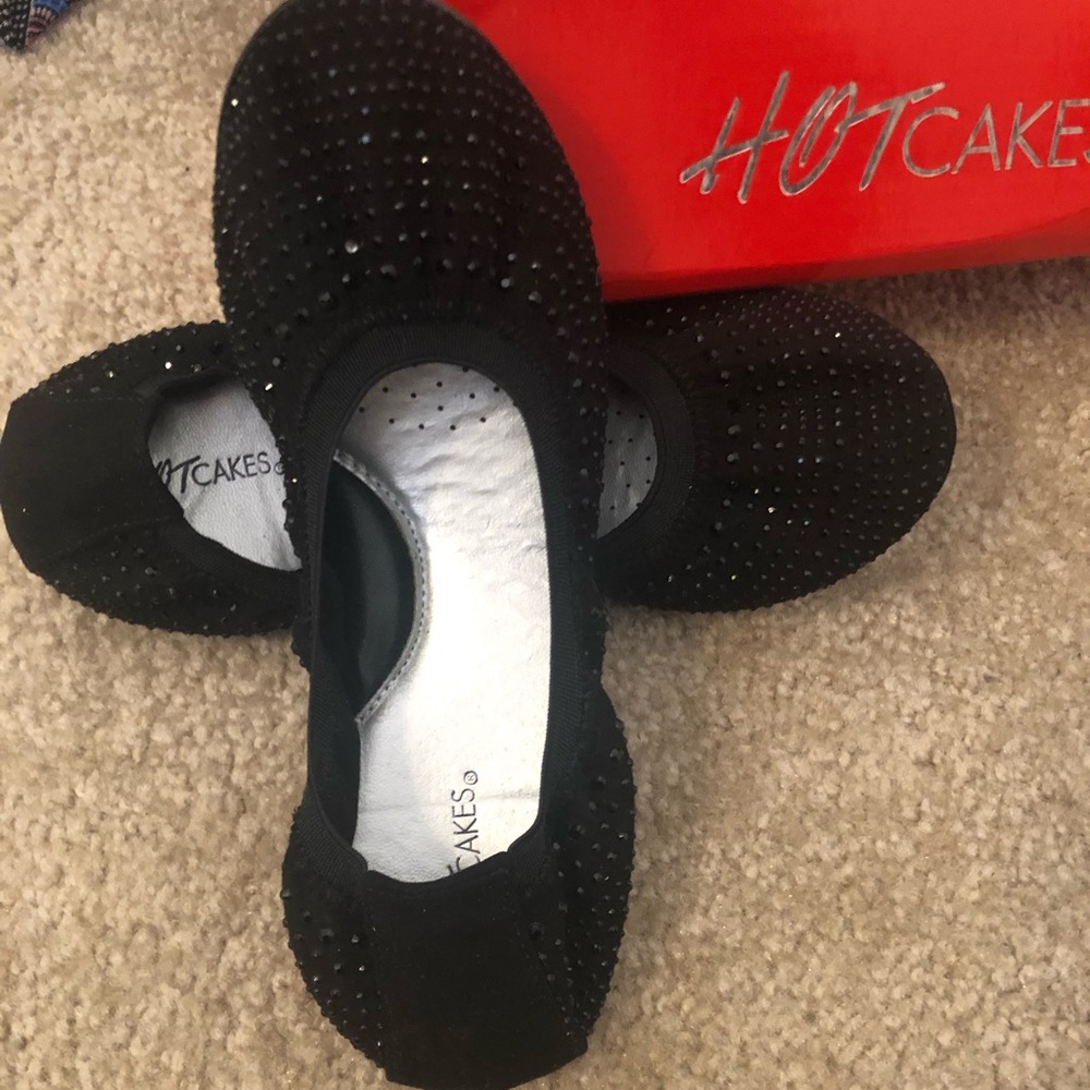 Black flats